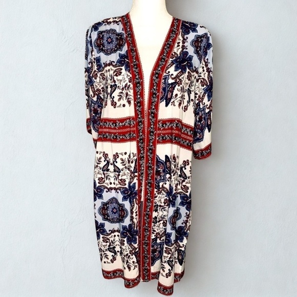 Maurices Other - Maurices Floral Boho Kimono Women Medium Red White Blue